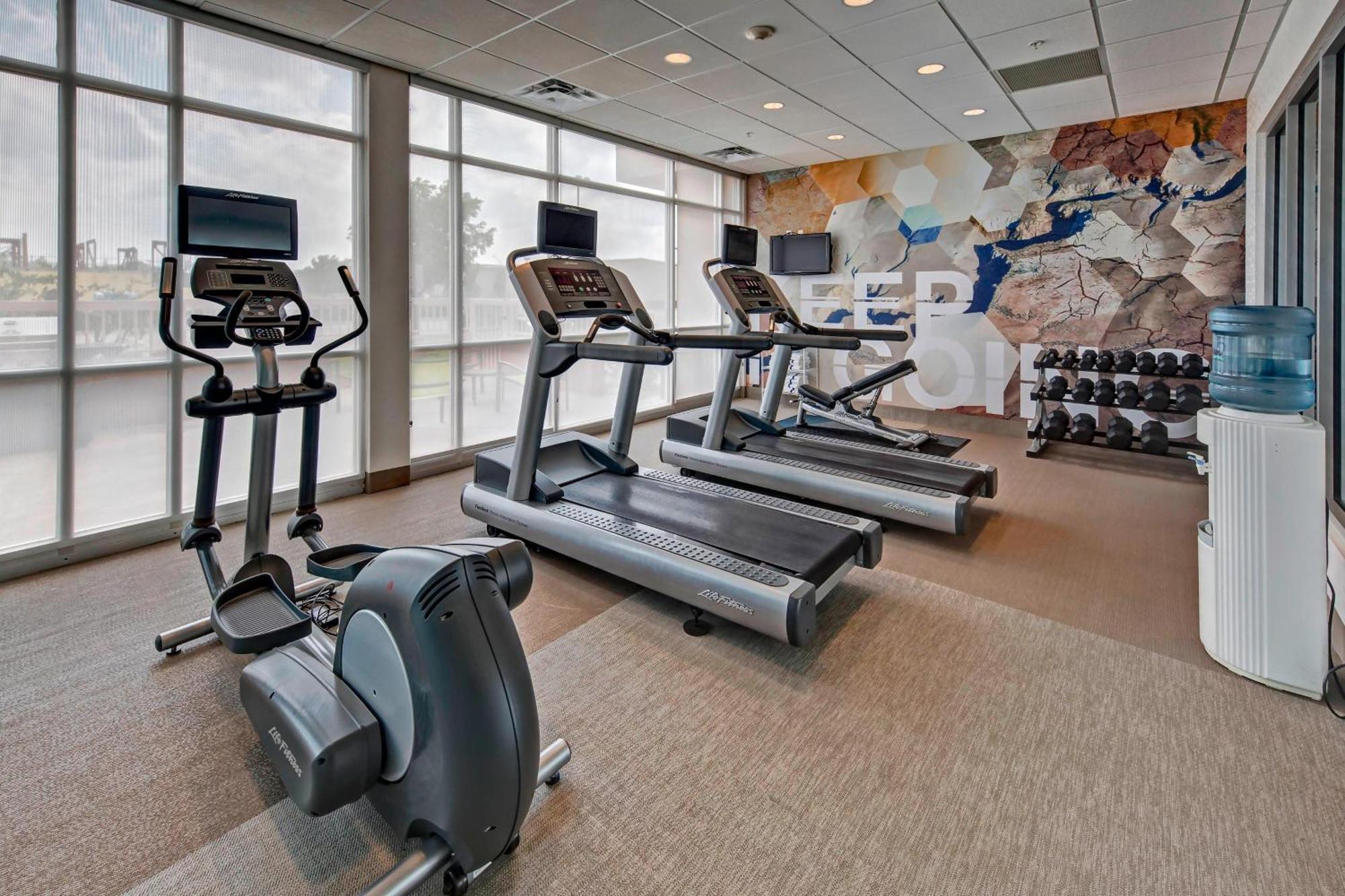 Springhill Suites By Marriott Oklahoma City Мур Экстерьер фото