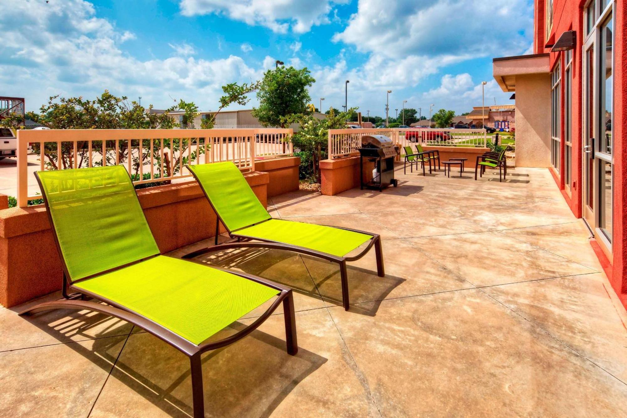 Springhill Suites By Marriott Oklahoma City Мур Экстерьер фото
