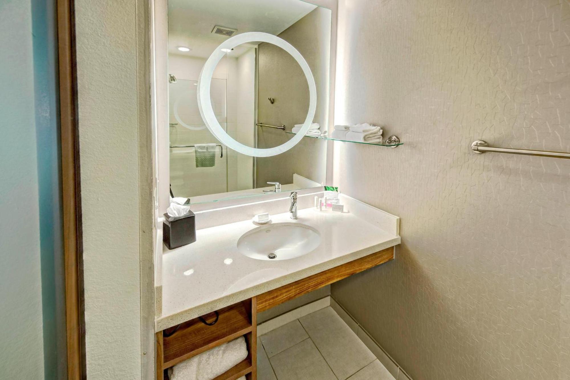 Springhill Suites By Marriott Oklahoma City Мур Экстерьер фото